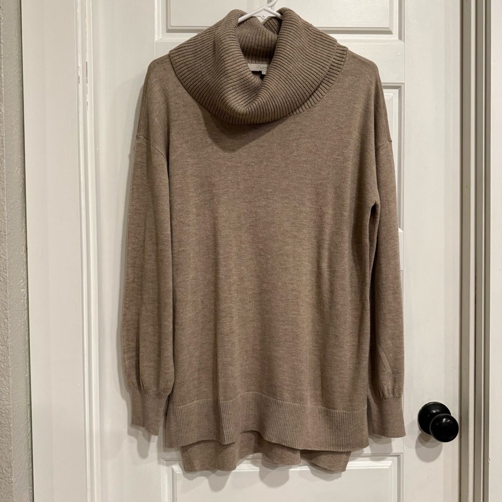 LOFT Taupe Turtleneck Sweater Small Tan Oversized Cozy Soft Pullover